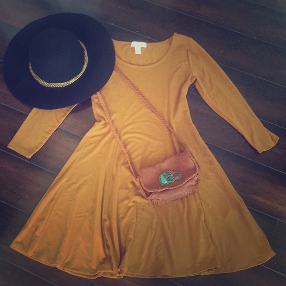 Forever 21 Dresses & Skirts - Forever 21 Skater Dress 3/4 Sleeves